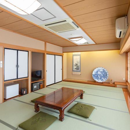 天然温泉白川郷の湯 Hotell Shirakawa  Exteriör bild