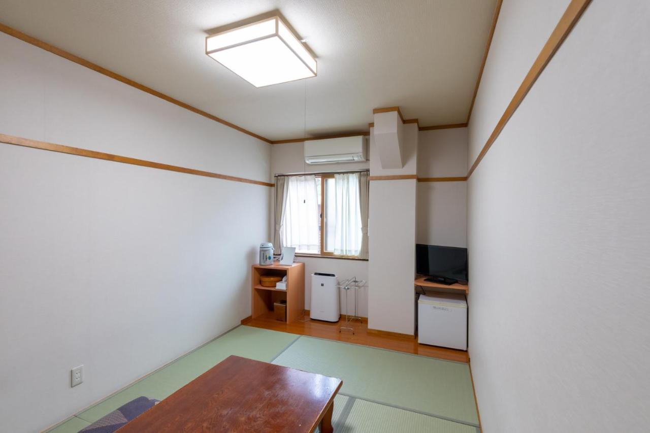 天然温泉白川郷の湯 Hotell Shirakawa  Exteriör bild