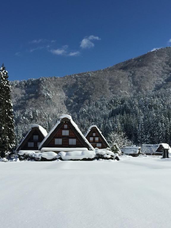 天然温泉白川郷の湯 Hotell Shirakawa  Exteriör bild