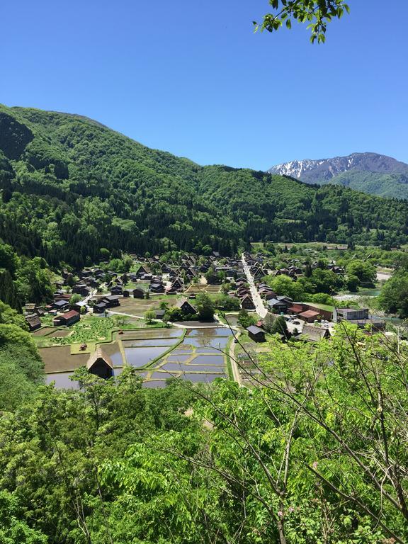 天然温泉白川郷の湯 Hotell Shirakawa  Exteriör bild